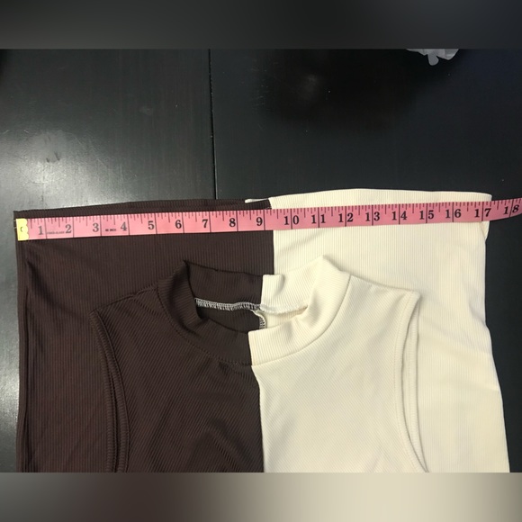 TWO TONE SPLIT MOCK NECK MAXI DRESS - Picture 8 of 11